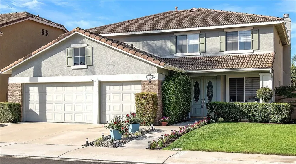 Property Photo:  8 National Place Place  CA 92602 
