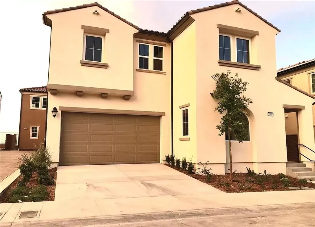 Property Photo: 20814 W Bur Oak CA 91326