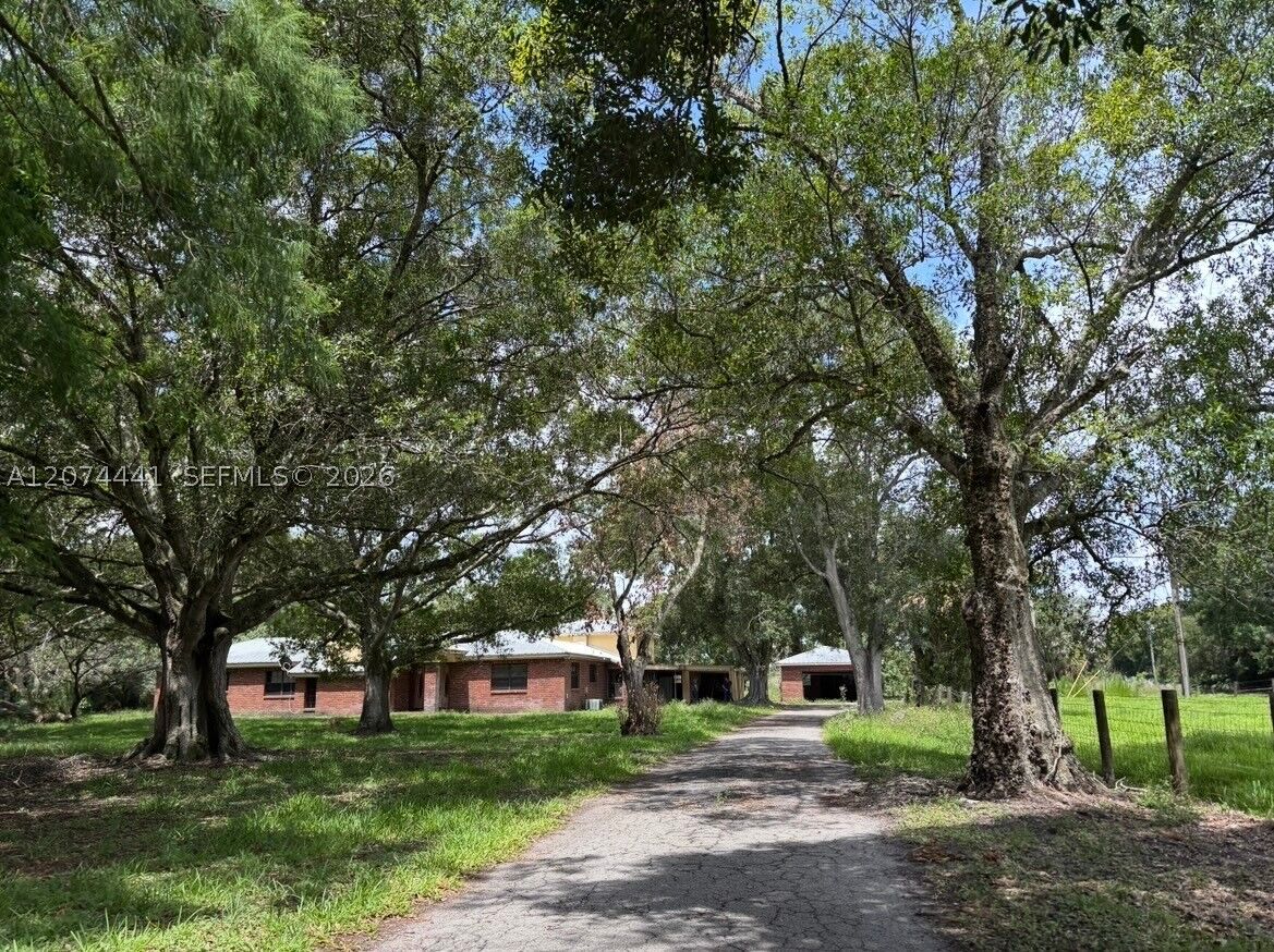 Property Photo:  375 & 311 County Road 720  FL 33440 