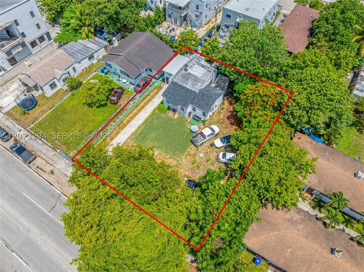Property Photo:  1027 NW 29th St  FL 33127 