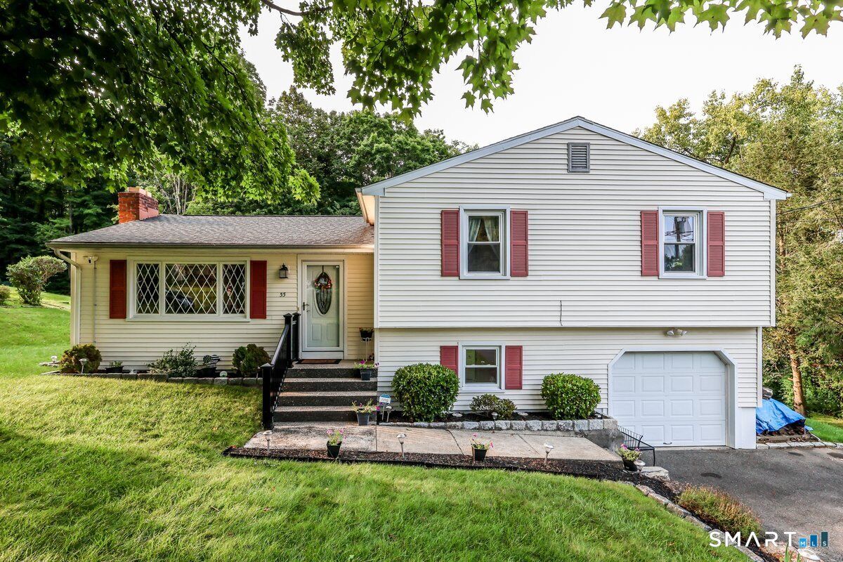 Property Photo:  55 Taylor Terrace  CT 06776 