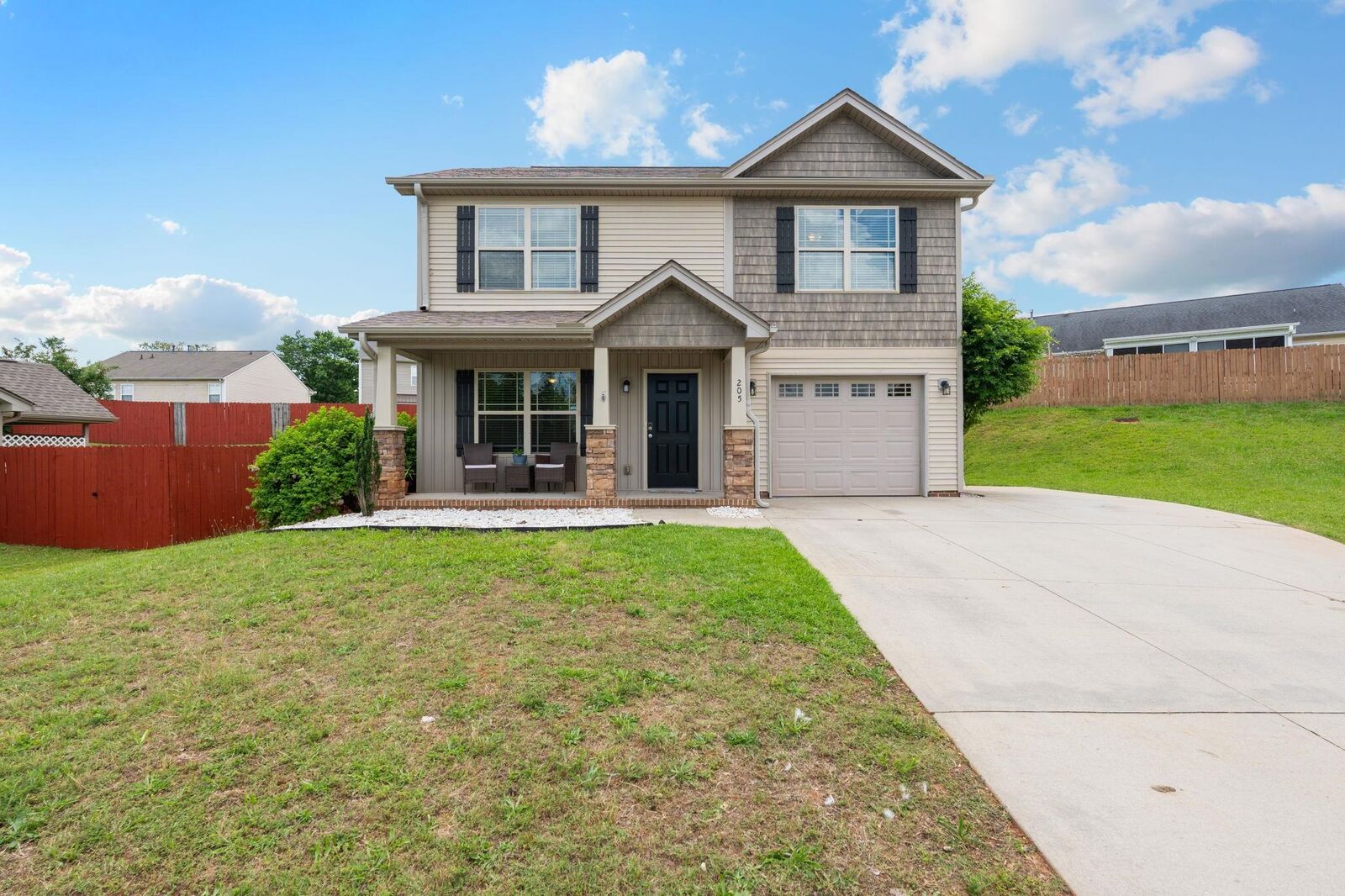 Property Photo:  205 Mariner Court  SC 29650 