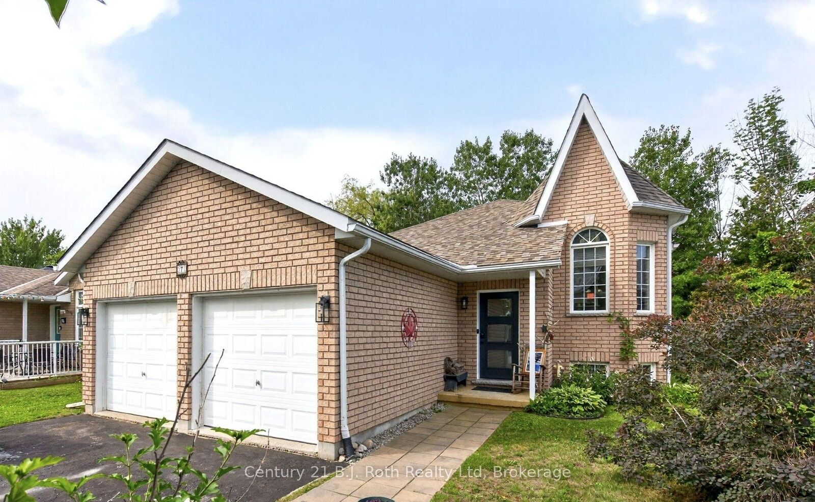 Property Photo:  7 Georgias Walk  ON L0K 2A0 