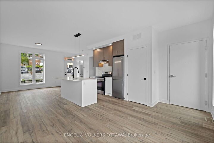 Property Photo:  1258 Marenger Street D  ON K1C 1S2 