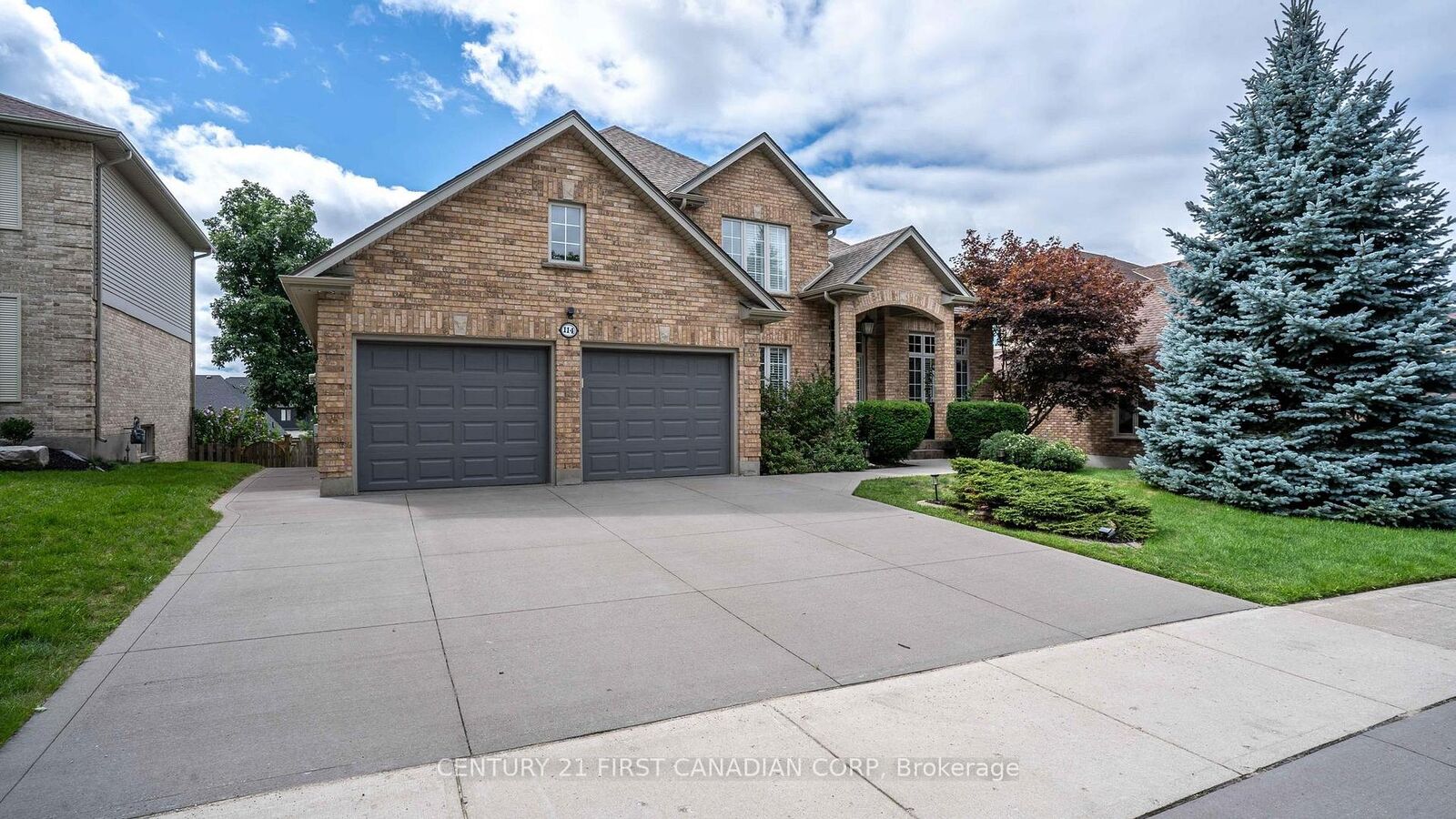 Property Photo:  114 Longview Court  ON N6K 4J1 