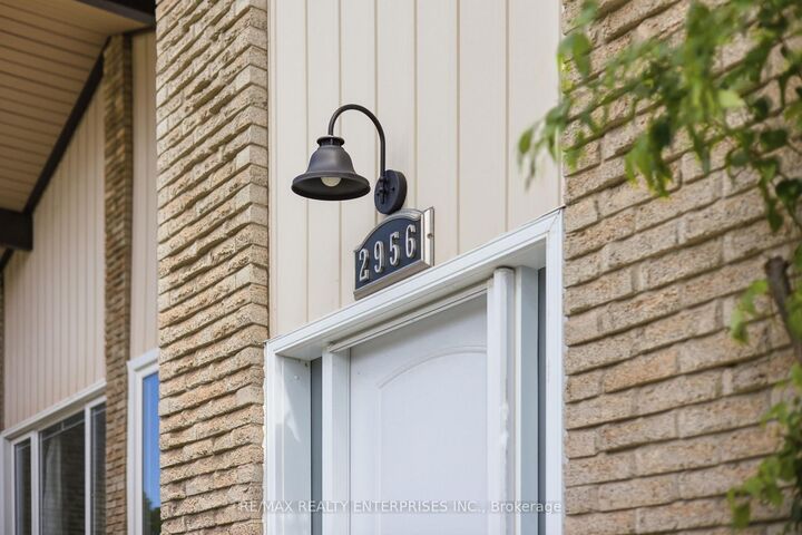 Property Photo: 2956 Windjammer Road ON L5L 1S7