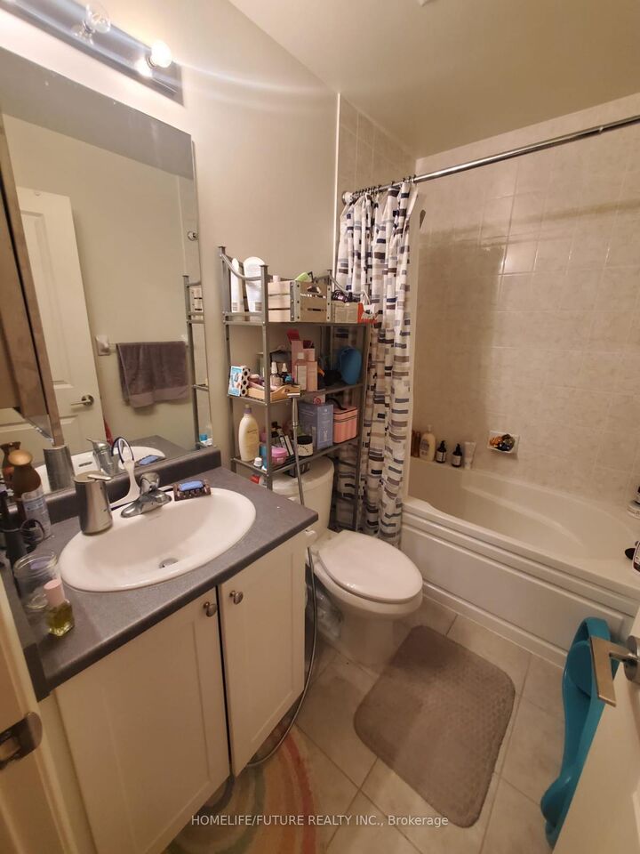 Property Photo:  349 Rathburn Road W 2003  ON L5B 0G9 