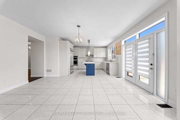 Property Photo: 600 Mactier Drive ON L4H 4T9