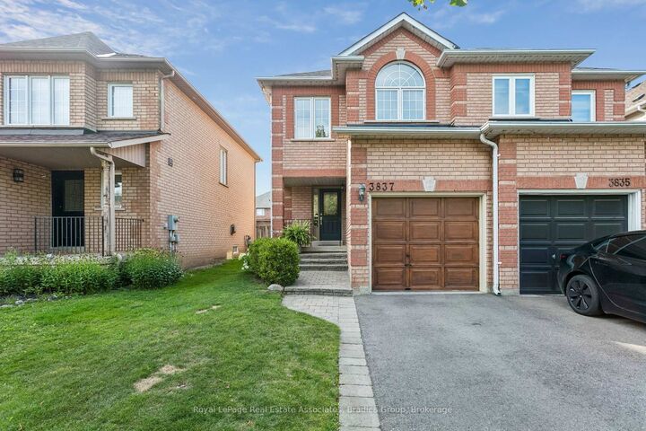 3837 Forest Bluff Crescent — photo 1