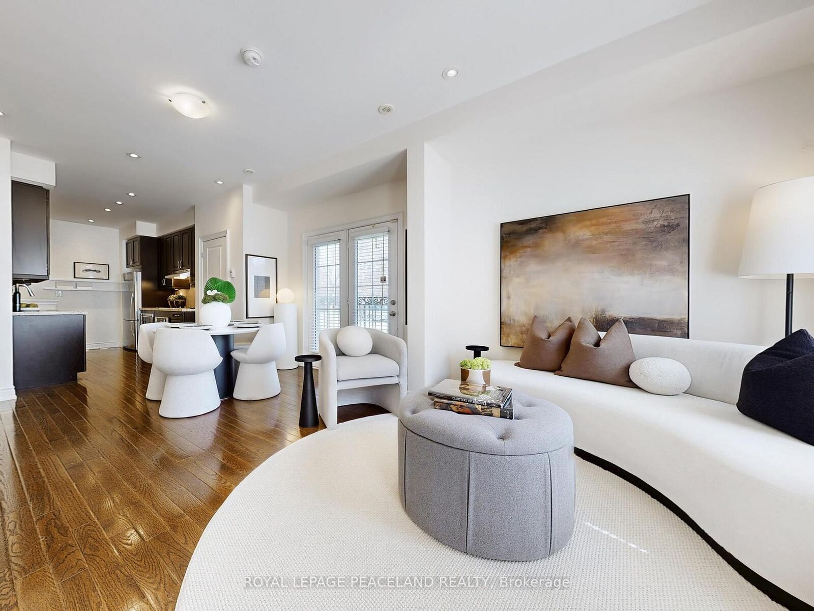 Property Photo: 82 Hargrave Lane ON M4N 0A4