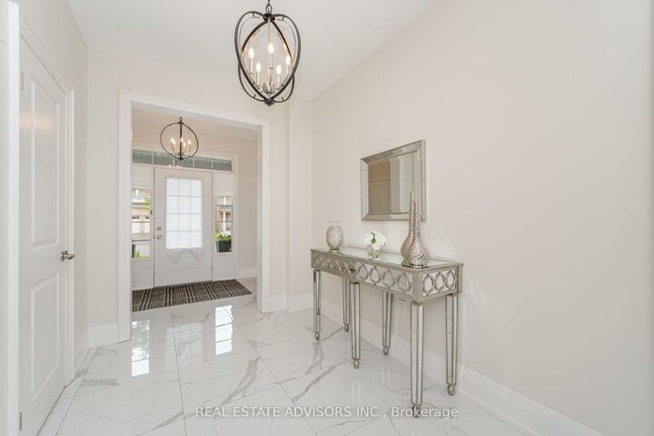 Property Photo: 81 Pridham Place ON L0G 1W0