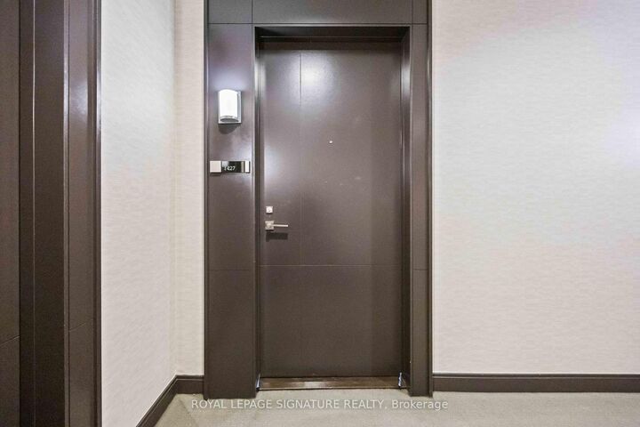 Property Photo:  120 Harrison Garden Boulevard 1427  ON M2N 0H1 