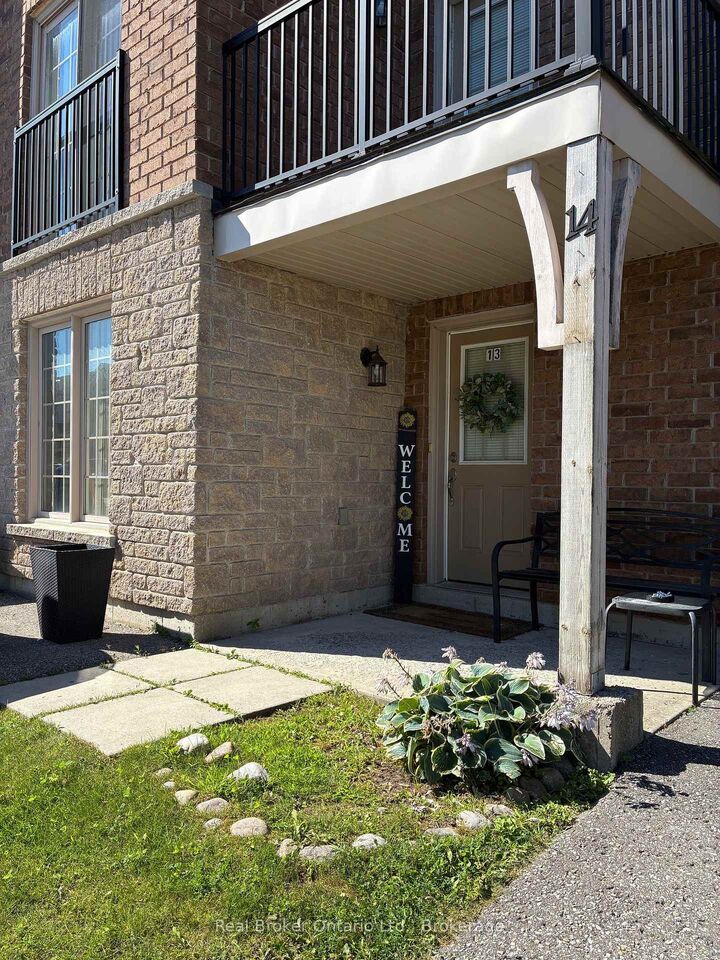 Property Photo:  175 Stanley Street 13  ON L4M 0G2 
