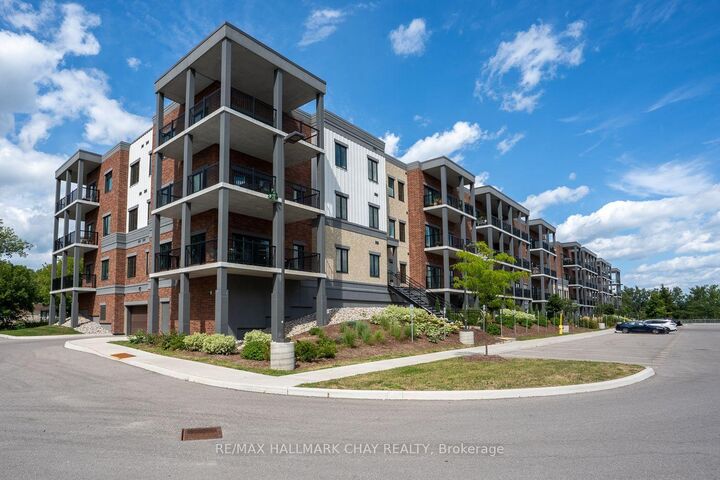 Property Photo:  121 Mary Street 203  ON L0M 1G0 