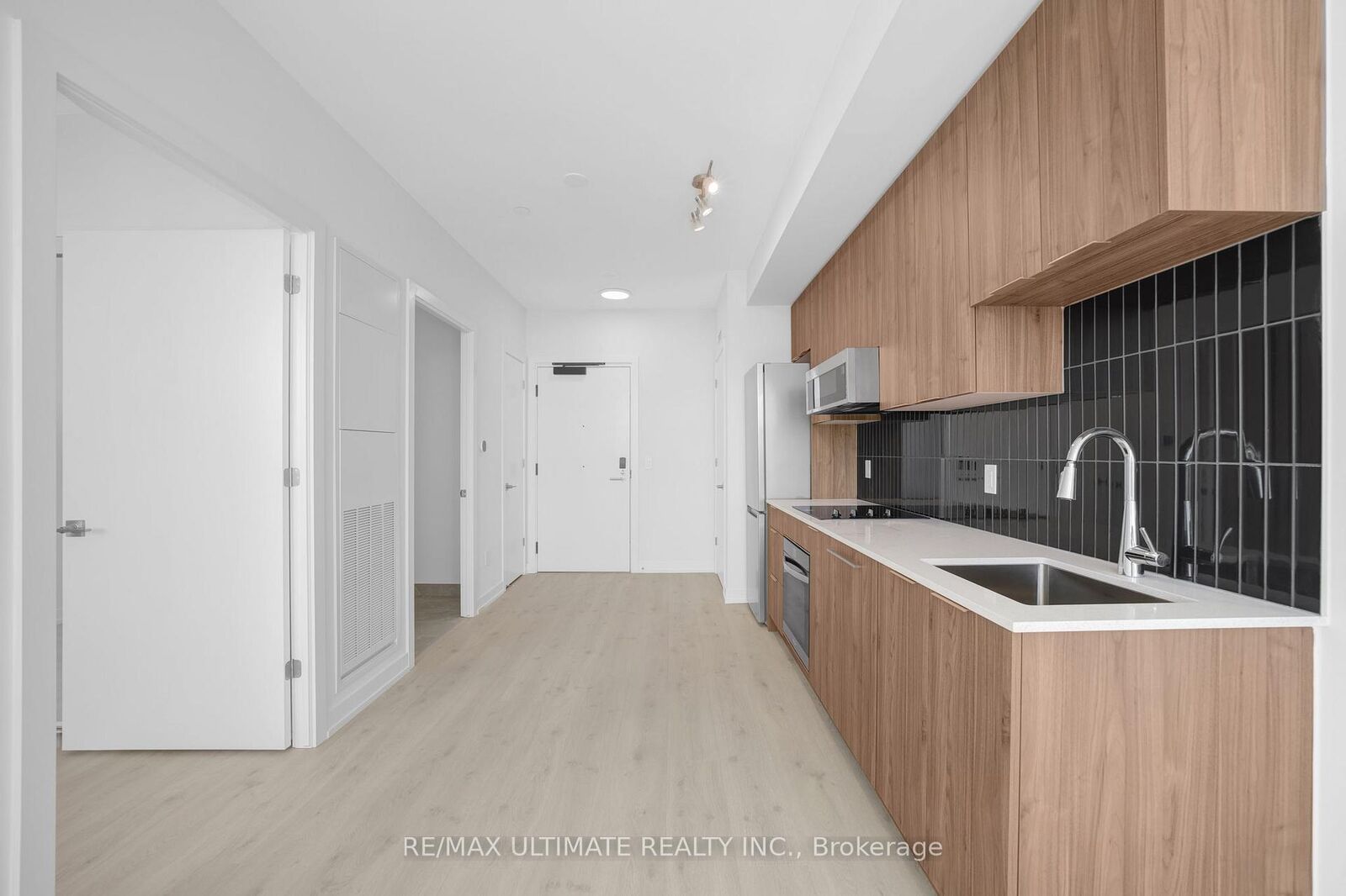 Photo de la propriété:  2501 Saw Whet Boulevard 612  ON L6M 5N2 