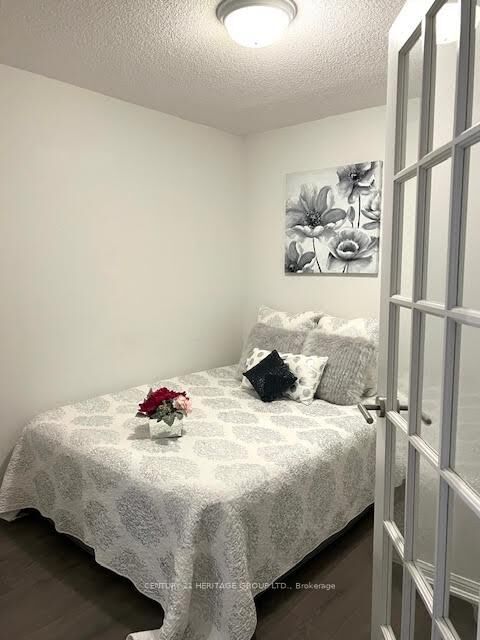 Property Photo:  400 Adelaide Street E 1015  ON M5A 4S3 