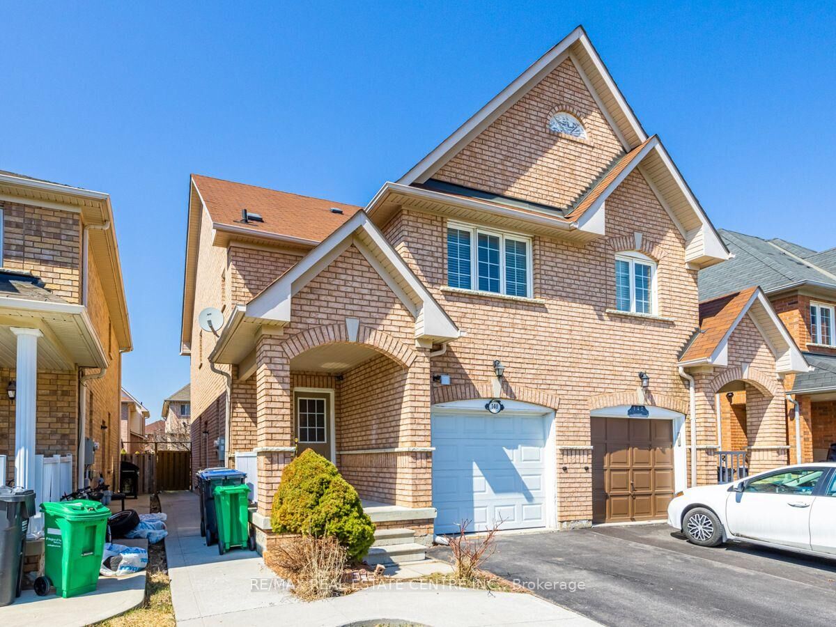 Property Photo:  140 Cadillac Crescent Upper  ON L7A 3B4 