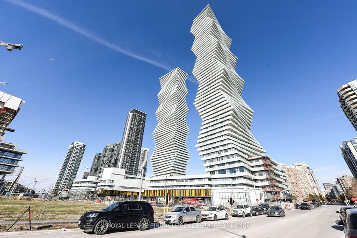 Property Photo:  3900 Confederation Parkway 2802  ON L5B 0K7 