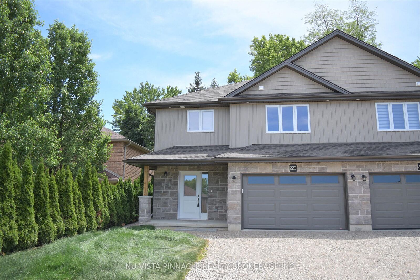 Photo de la propriété:  222 Cherry Street  ON N5C 1J2 