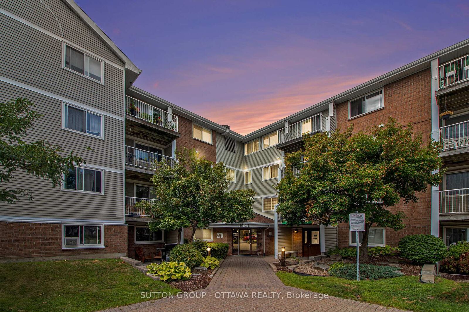 Property Photo: 270 Brittany Drive 314 ON K1K 4M3