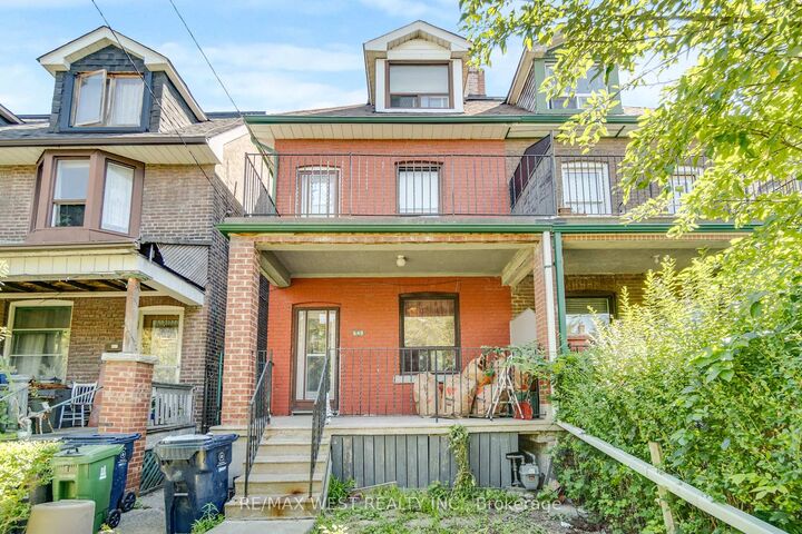 649 Crawford Street N — photo 1
