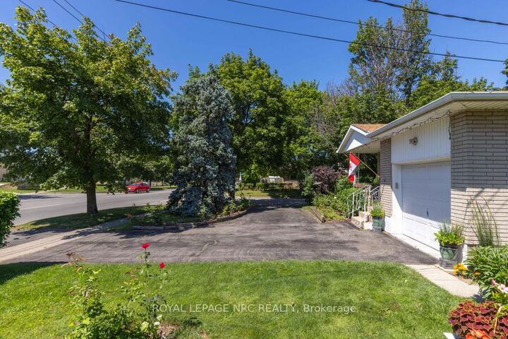 Property Photo: 542 Lake Street ON L2N 4H8