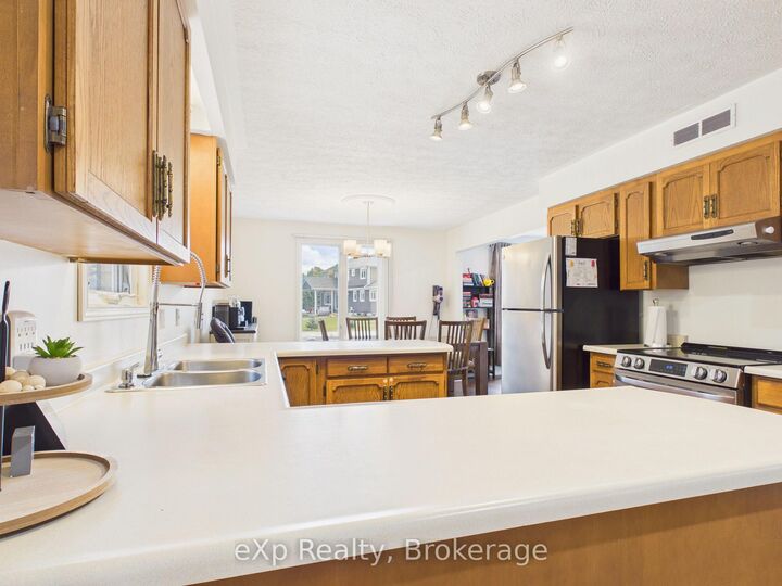 Property Photo: 1103 Marietta Street ON N0G 2X0