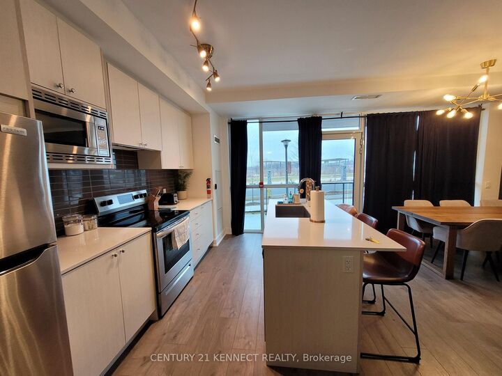 Property Photo:  60 George Butchart Drive Th02  ON M3K 0E1 