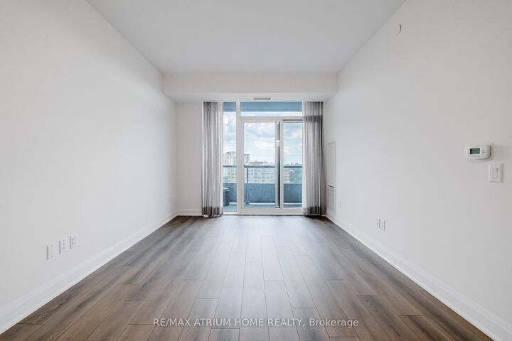 Property Photo:  10 Gatineau Drive 1004  ON L4J 0L2 