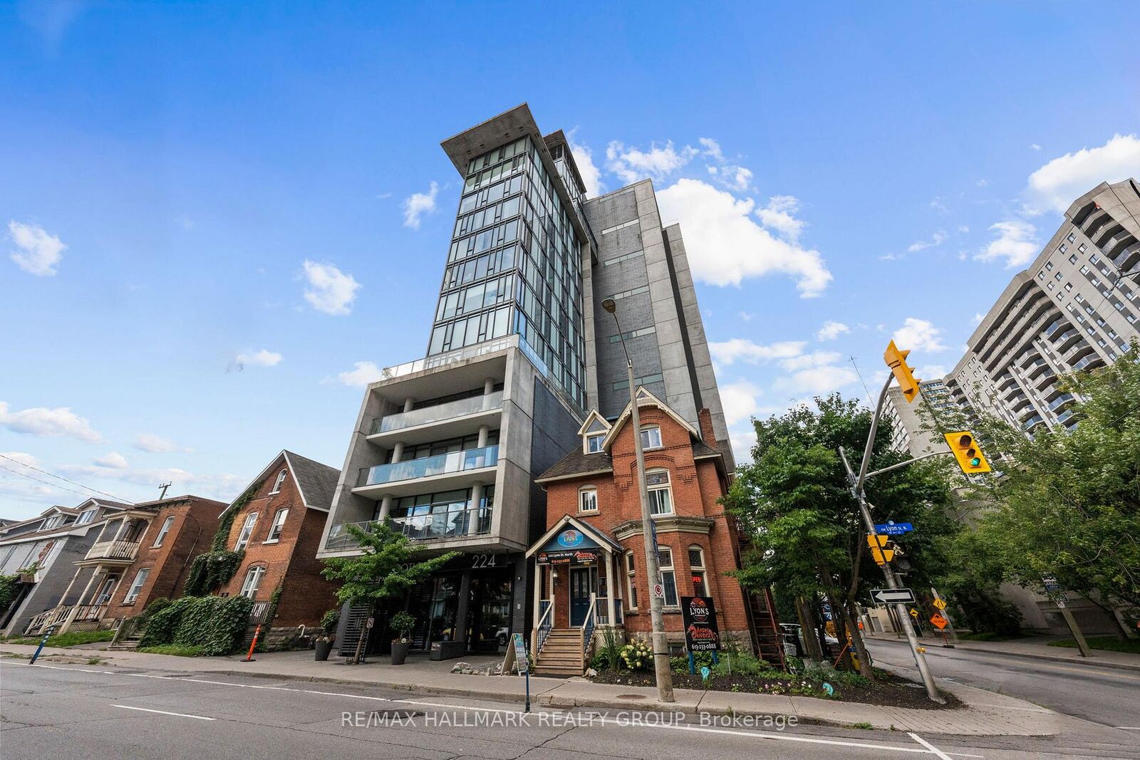 Property Photo:  224 Lyon Street N Street 1001  ON K1R 0C1 