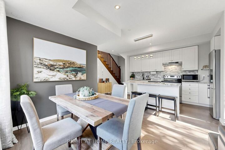 Property Photo: 400 Alex Garner Circle 75 ON L4G 3G5