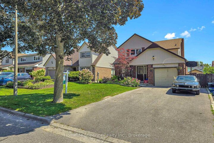 Property Photo:  641 Merlin Court  ON L1K 1M3 