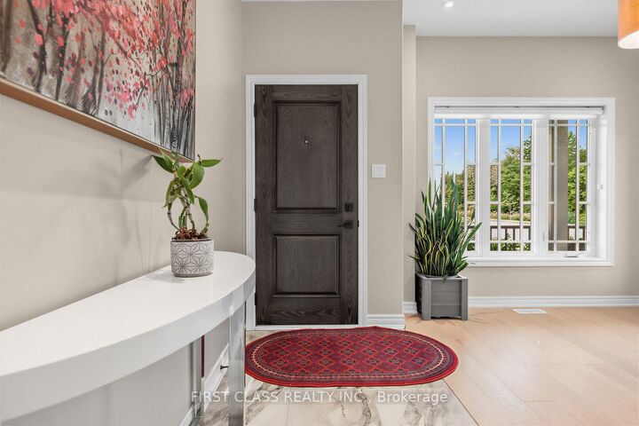 Property Photo: 2 Pennell Drive ON L4N 6H2