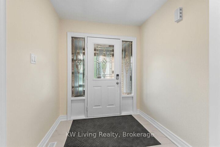 Photo de la propriété:  7570 Kipling Avenue  ON L4L 1Y4 