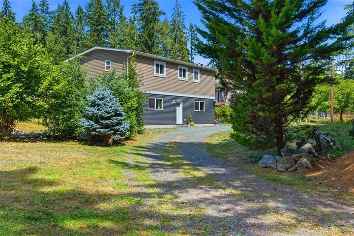 6379 Smith Rd — photo 1