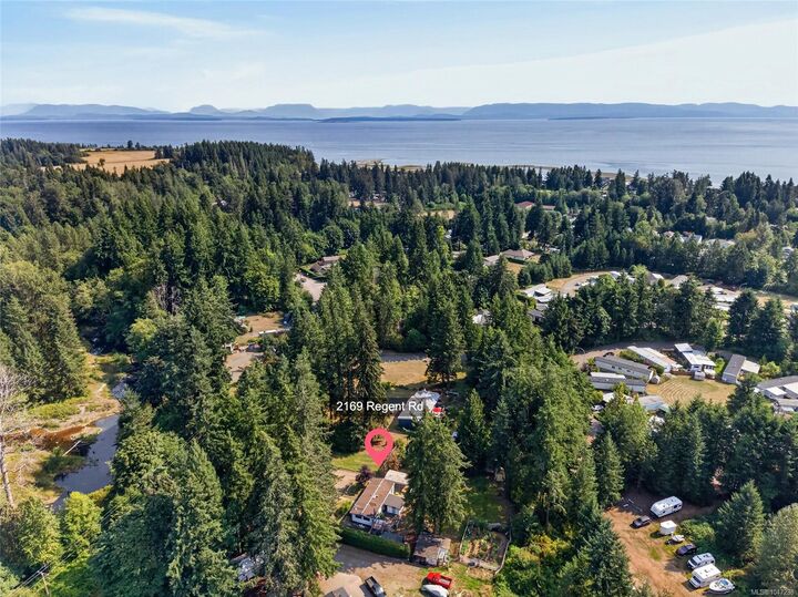 Property Photo: 2169 Regent Rd BC V9J 1A1