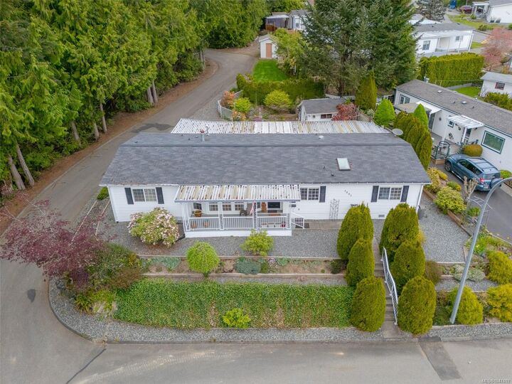 Property Photo:  1051 Murchie Way #76  BC V9R 6K6 