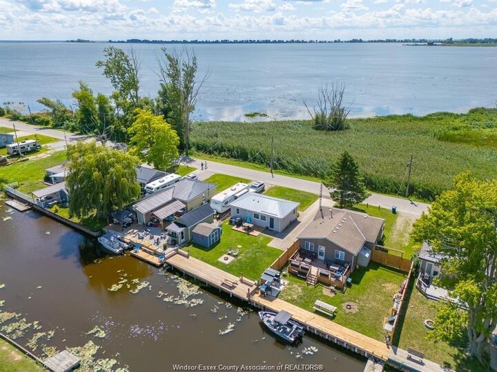 Property Photo: 89 Brock Street ON N0P 1A0
