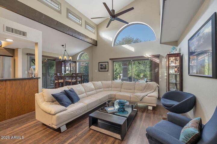 Property Photo:  11039 N 11th Street  AZ 85020 