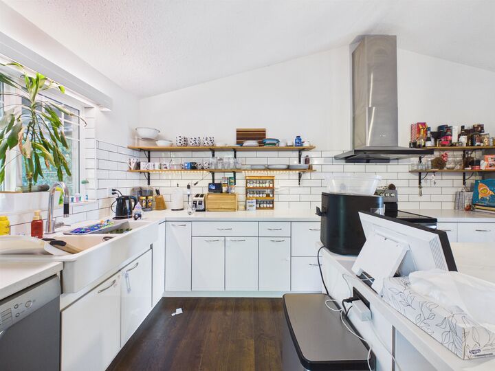 Property Photo: 2575 Ashurst Avenue BC V3K 5T7