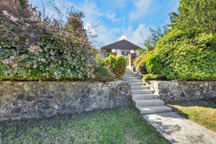 Property Photo:  4116 Gilpin Crescent  BC V5G 2K2 