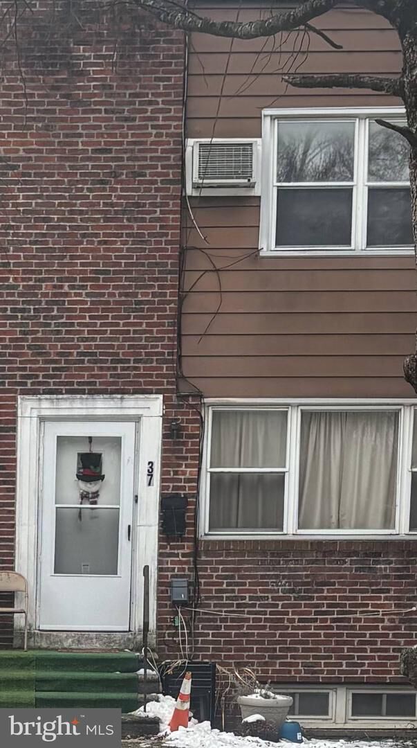 Property Photo:  37 Bruce Park Drive  NJ 08618 