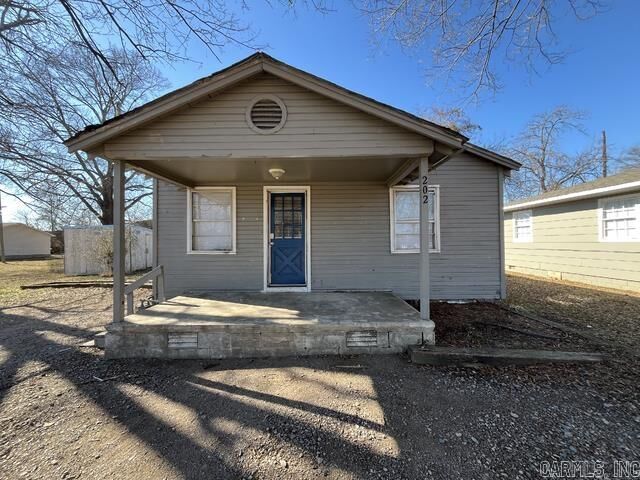 Property Photo:  70 Unit  AR 72204 