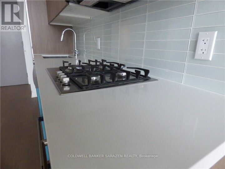Property Photo: 203 Catherine Street 1904 ON K2P 1C3