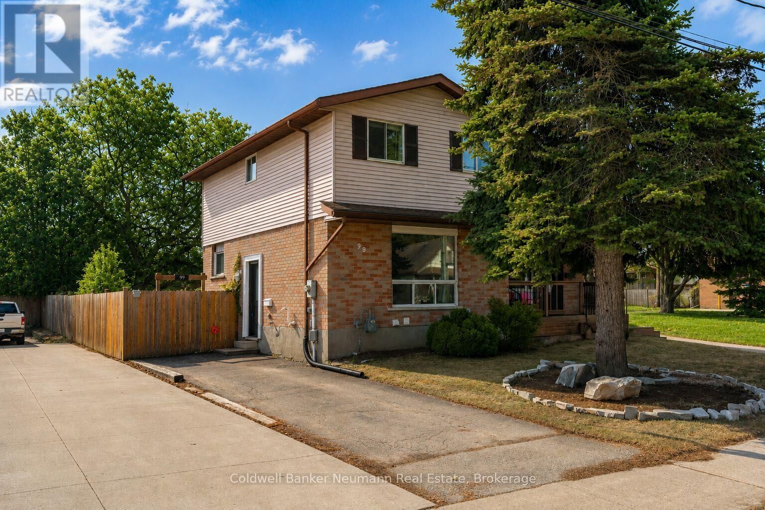 Property Photo:  99 Emma Street  ON N1E 1V1 