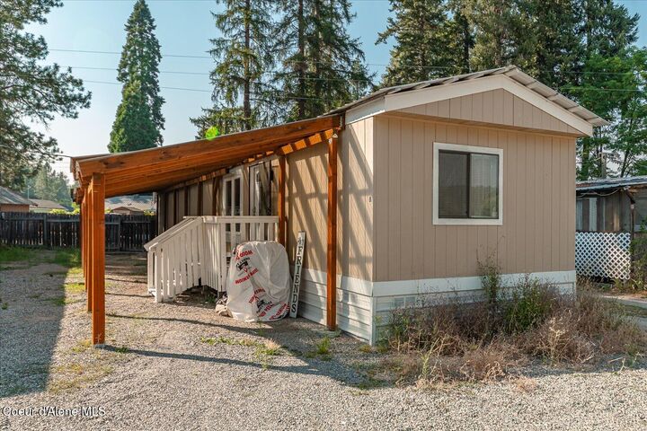 Property Photo: 11776 Hauser Lake Rd 6 ID 83854