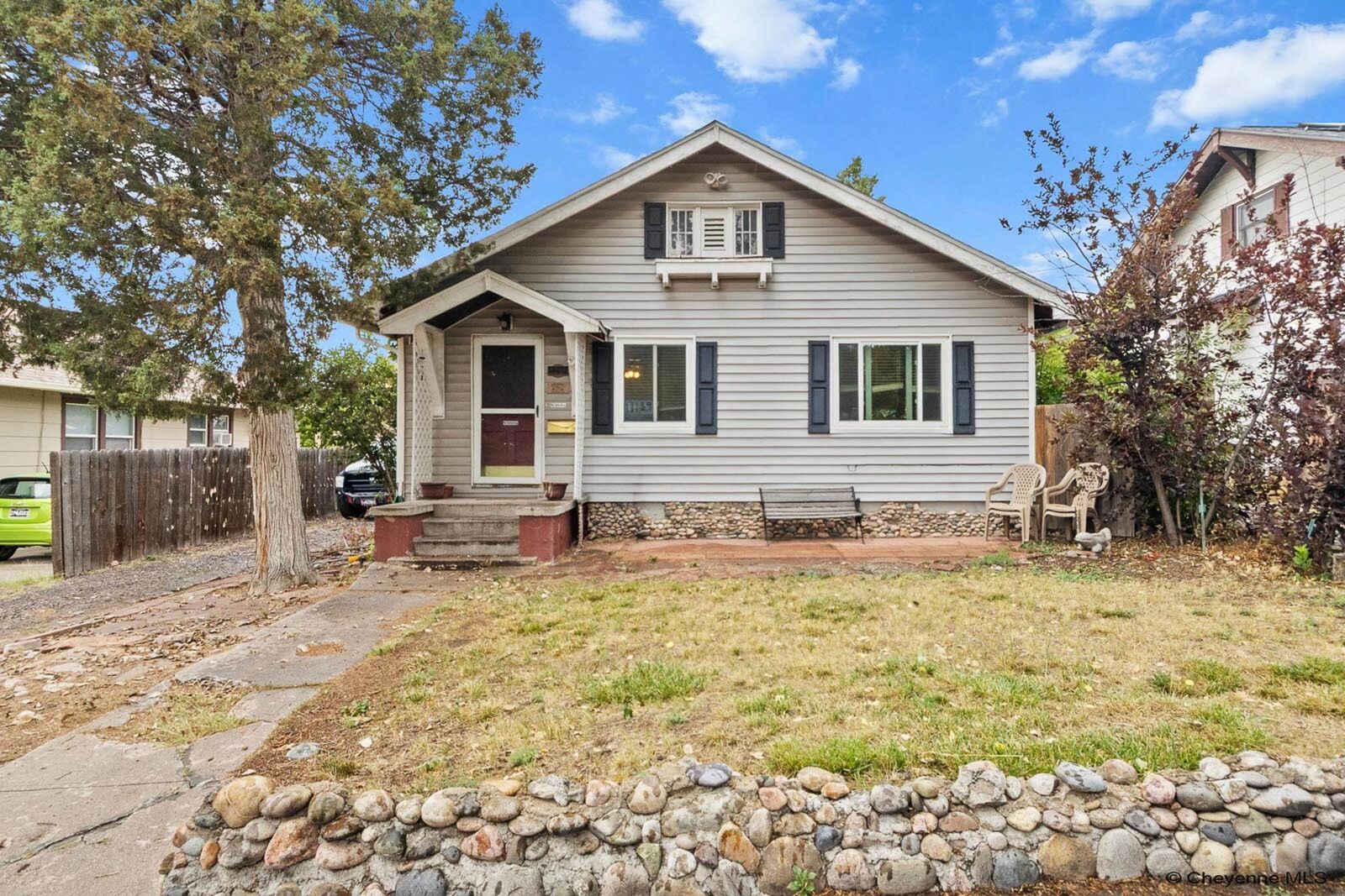 Property Photo:  1216 E 19th St  WY 82001 