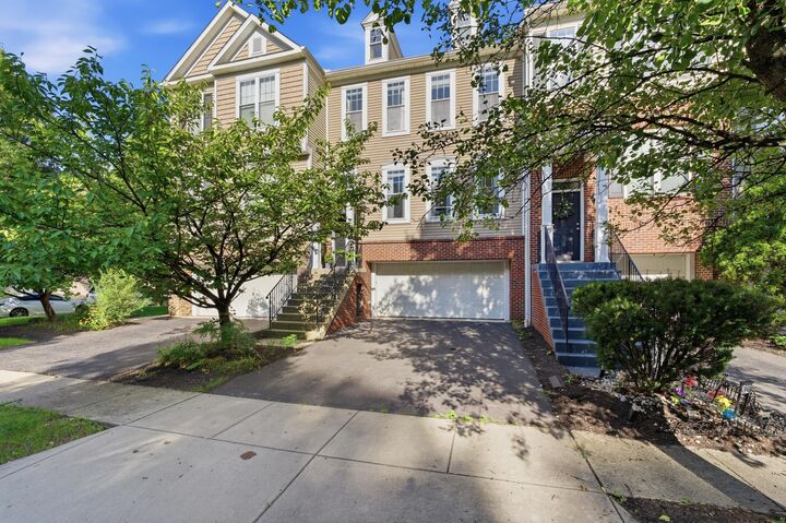 Property Photo:  2842 Acarie Drive  OH 43219 