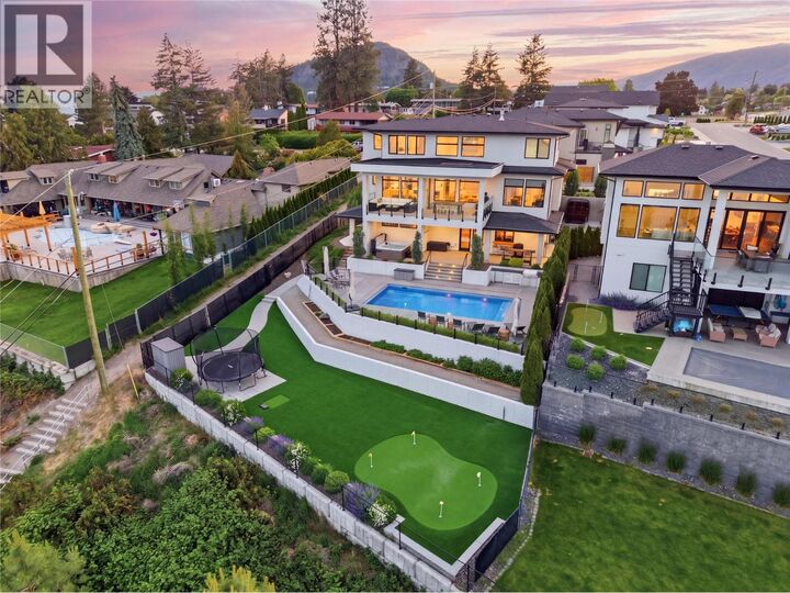 Property Photo: 695 Lake Court BC V1Z 0A3