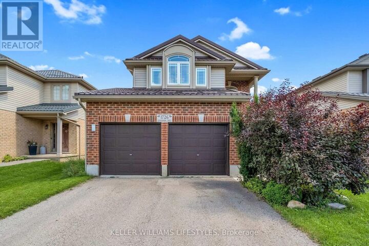 1726 Ennismore Crescent — photo 1